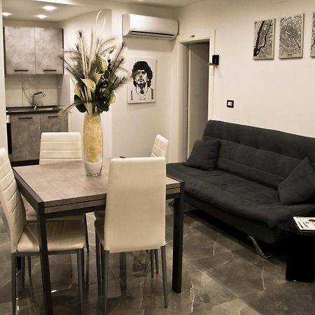 Suite Napoli Sotterranea Con Jacuzzi Kültér fotó