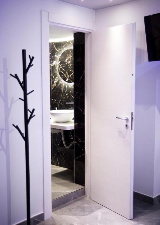 Suite Napoli Sotterranea Con Jacuzzi Kültér fotó