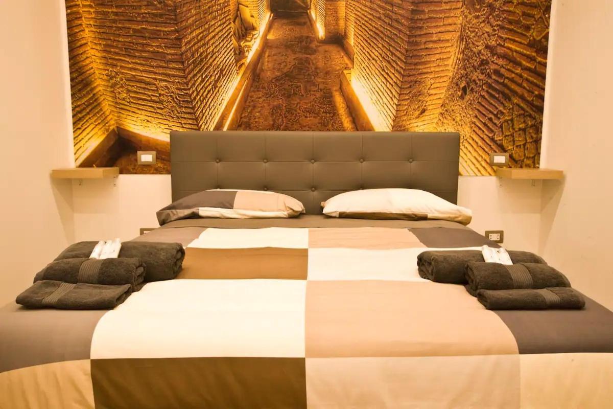 Suite Napoli Sotterranea Con Jacuzzi Kültér fotó